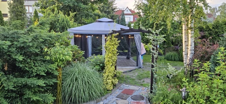 Sivý záhradný pavilón so závesmi Valencia 4x4m Garden Point