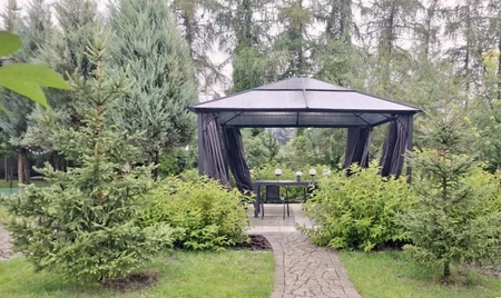 Moderný záhradný altánok Santiago Premium 4x4m Garden Point antracit