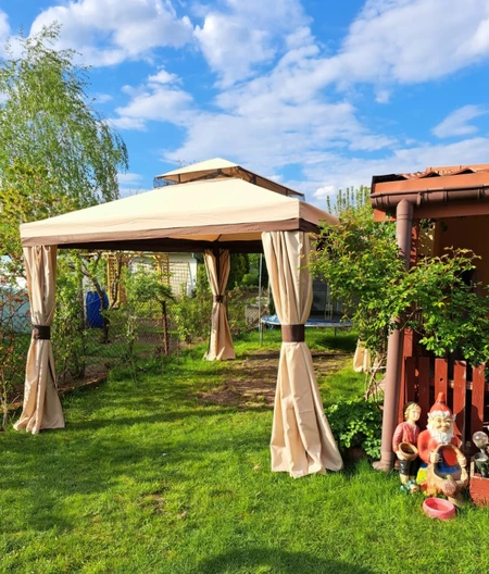Záhradný pavilón s moskytiérou a závesmi Valencia 3x4m kremowy Garden Point